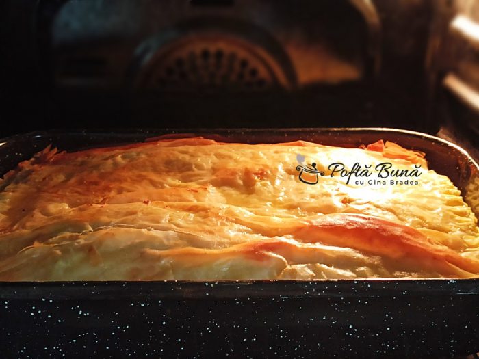Placinta cu iaurt si branza sarata 
