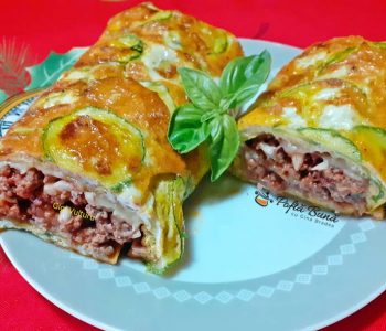 Index retete culinare rulada din omleta cu dovlecei carne tocata 1 350x300 - Index retete culinare