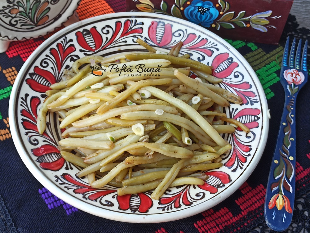Fasole verde cu usturoi - reteta de pastai aite Fasole verde cu usturoi - reteta de pastai aite
