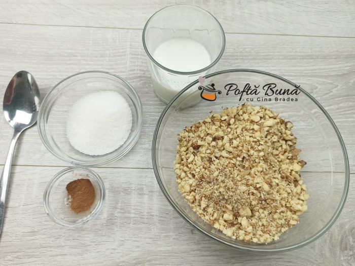 Mucenici umpluti cu nuca miere si scortisoara reteta gina bradea 27 700x525 - Mucenici pufosi umpluti cu nuca si scortisoara