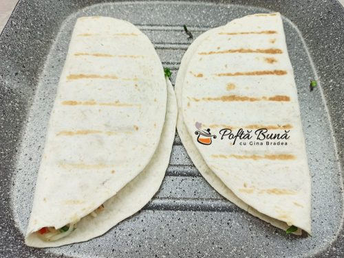 Quesadilla cu piept de pui – reteta rapida Quesadilla cu piept de pui - reteta rapida