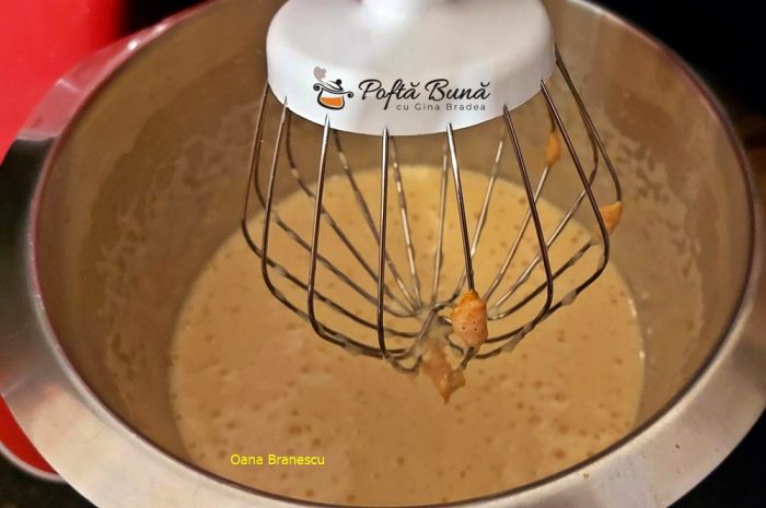 cozonac cu vinars reteta pas cu pas 10 700x465 - Cozonac &icirc;nsiropat cu vinars rețetă cu dospire la rece