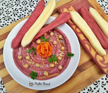 Hummus cu sfecla rosie