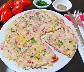 Omleta cu rosii, cascaval si mortadella