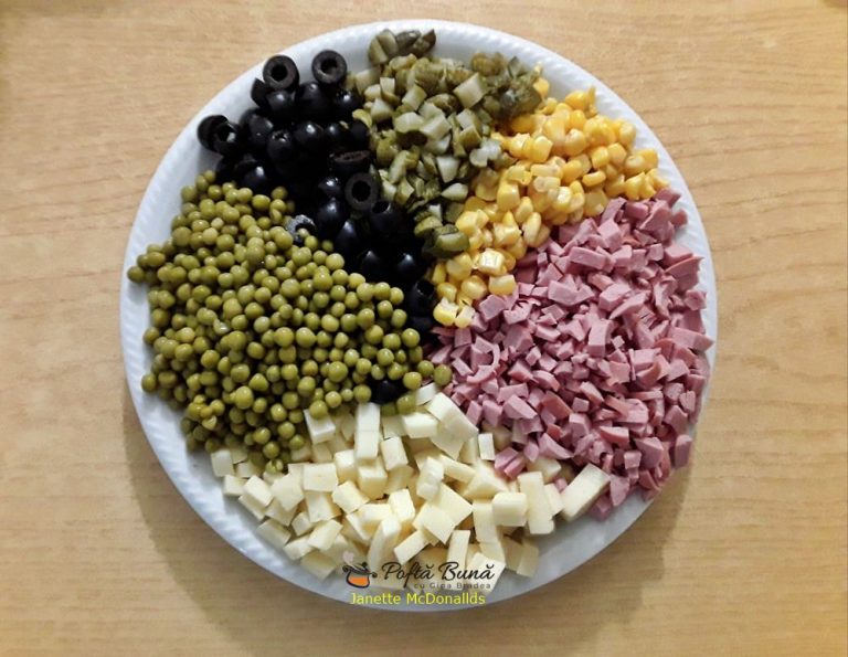 Salata de orez cu legume si prosciutto Retete cu Gina Bradea