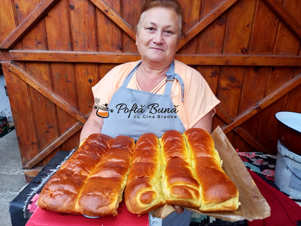 Cozonac cu nuca - reteta de coarda ca-n Maramures - Gina Bradea