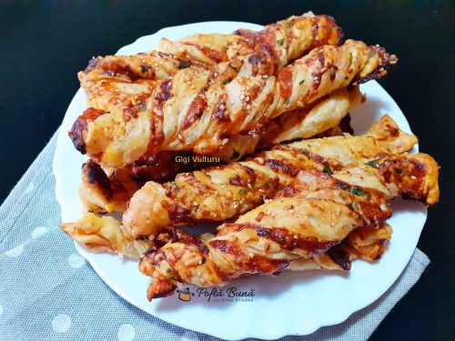 Index retete culinare aperitive din aluat foietaj cascaval ketchup patrunjel 1 500x375 - Index retete culinare