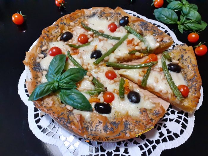 Tarta din foi de placinta cu legume si mozzarella