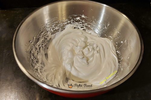 Tort Egiptean cu foi de nuca si crema de vanilie tort egiptean cu foi de nuca si crema de vanilie gina bradea 12 500x334 - Tort Egiptean cu foi de nuca si crema de vanilie