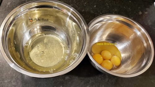 rulada cu ciocolata gina bradea 11 500x281 - Rulada cu ciocolata