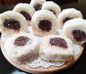 Index retete culinare rulada din nuca de cocos si lapte condensat gigi vulturu 1 350x300 - Index retete culinare