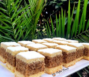 prajitura cu nuca si foi fragede gina bradea 2 350x300 - Index retete culinare