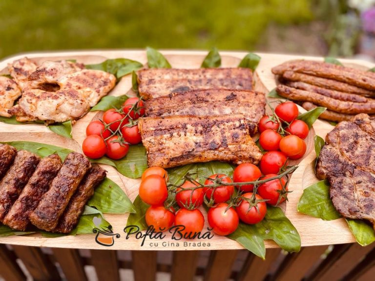 Gratar delicios cu ceafa de porc, scarita, mici, carnati, pulpe dezosate, bunatati una si una. Cum alegem c ea mai buna carne marinata din comert, mici, carnati...?