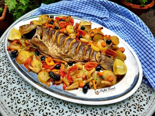 Orez cu peste la cuptor crap la cuptor cu legume 4 500x375 - Orez cu peste la cuptor