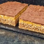 prajitura cu nuca si caramel4 150x150 - Prajitura cu nuca si caramel