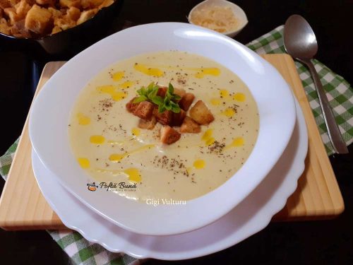 Supa crema de usturoi