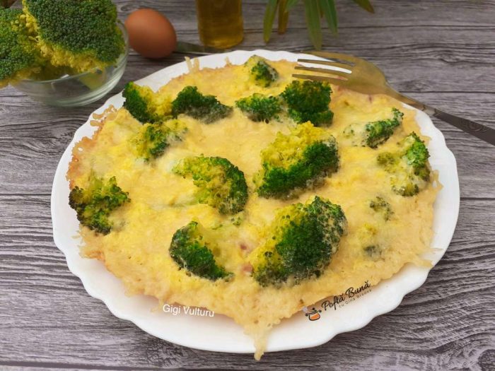 Omleta cu broccoli la tigaie
