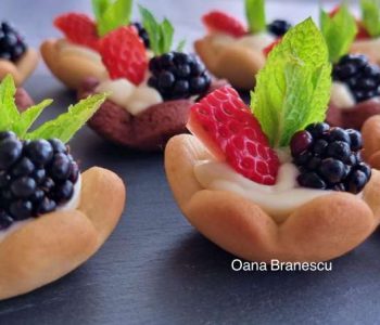 tarta cu vanilie si fructe 4 350x300 - Index retete culinare