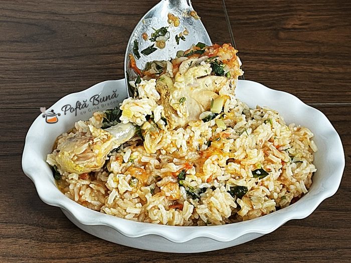 Mancare de pui cu orez si rosii Retete Culinare cu Gina Bradea
