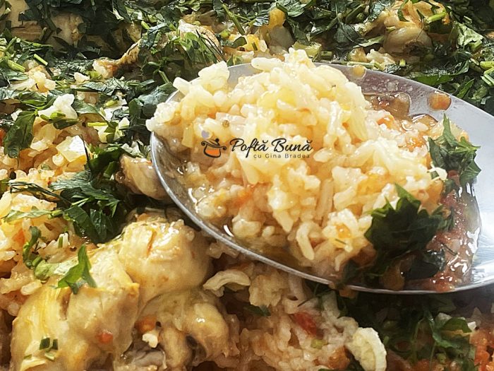 Mancare de pui cu orez si rosii Retete Culinare cu Gina Bradea