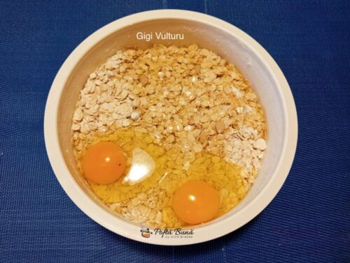 biscuiti din fulgi de ovaz reteta gina bradea 4 500x377 - Biscuiti din fulgi de ovaz