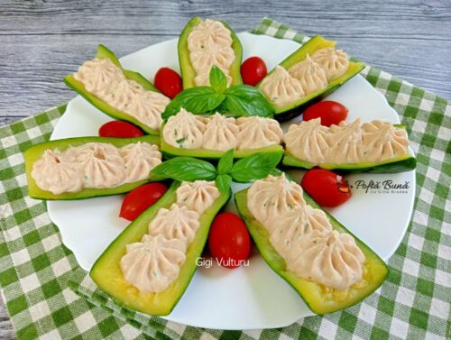 Dovlecei cu mousse de ton Dovlecei cu mousse de ton