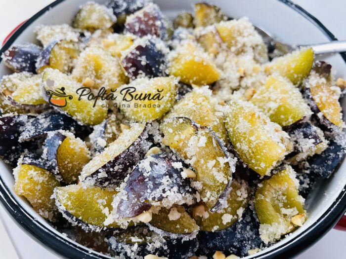 Placinta cu prune si nuci Placinta cu prune si nuci