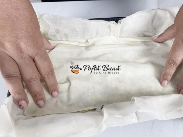 Placinta cu spanac si branza feta telemea urda ricotta reteta gina bradea 7 700x525 - Placinta cu spanac si branza