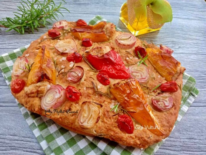 Focaccia cu ardei umpluti cu ton focaccia cu ardei umpluti cu ton gina bradea 3 697x525 - Focaccia cu ardei umpluti cu ton
