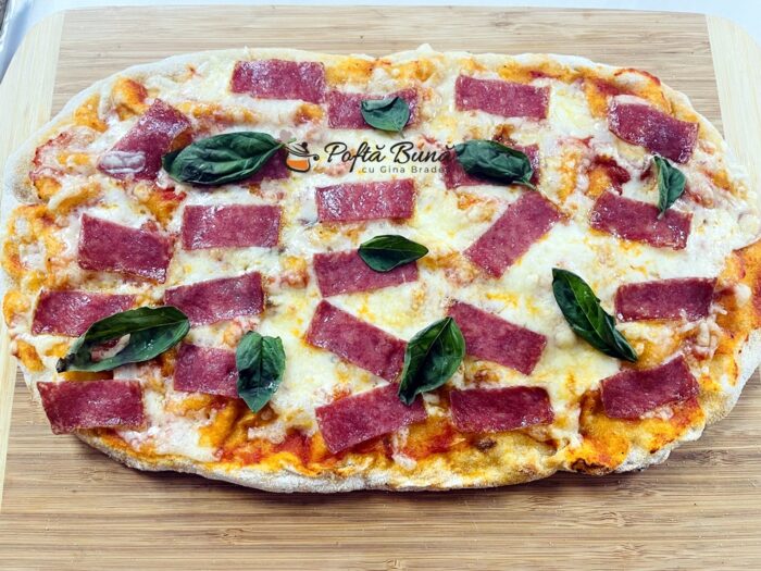 Pizza rapida in 10 minute, cu blat precopt Pizza rapida reteta originala italiana donfabrizio pinsa romana pizza in teglia gina bradea 14 700x525 - Pizza rapida in 10 minute, cu blat precopt