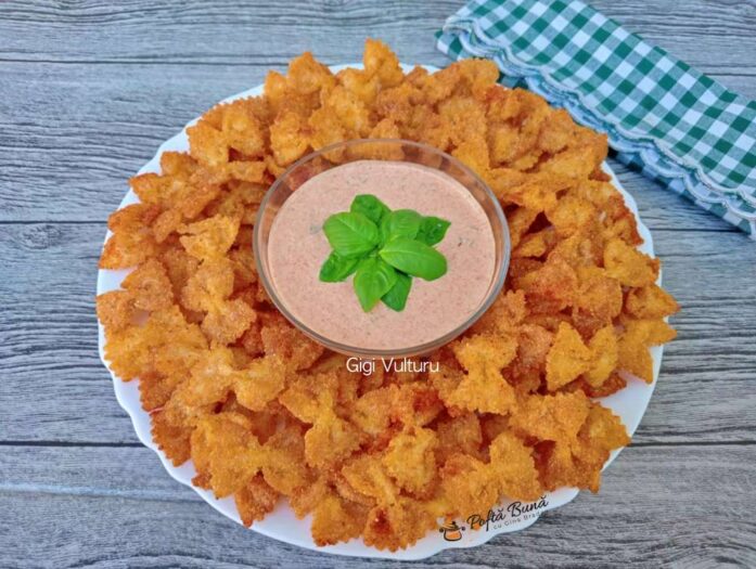 chipsuri din paste reteta rapida 2 697x525 - Chipsuri din morcovi