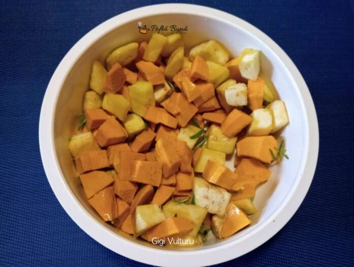 Dovleac cu vanata la cuptor dovleac cu vanata la cuptor reteta gina bradea 3 697x525 - Dovleac cu vanata la cuptor