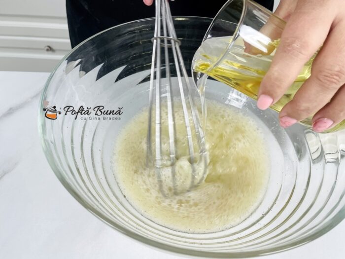 Placinta cu dovleac copt si foi fragede Placinta cu dovleac copt scortisoara si foi fragede reteta ieftina veche reteta bunicii gina bradea 3 700x525 - Placinta cu dovleac copt si foi fragede