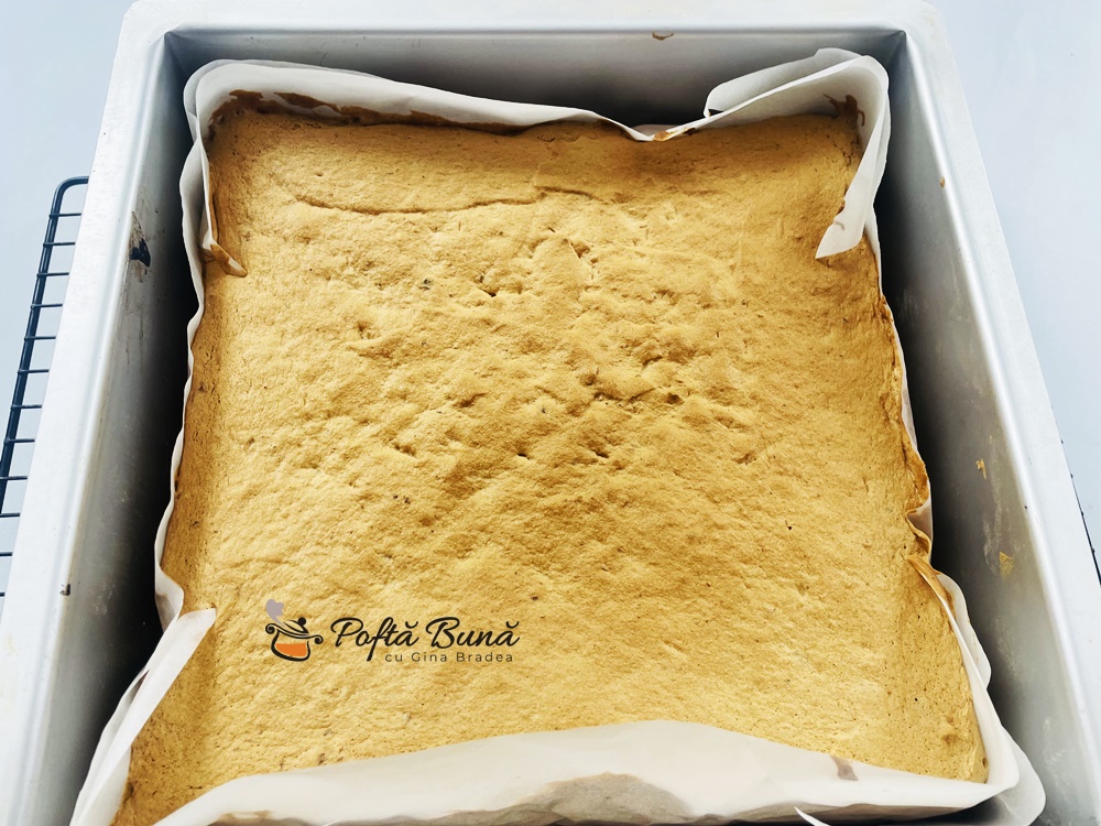 Blat de tort pufos cu nuca pentru torturi si prajituri reteta gina bradea 7 - Blat cu nuca pentru torturi si prajituri