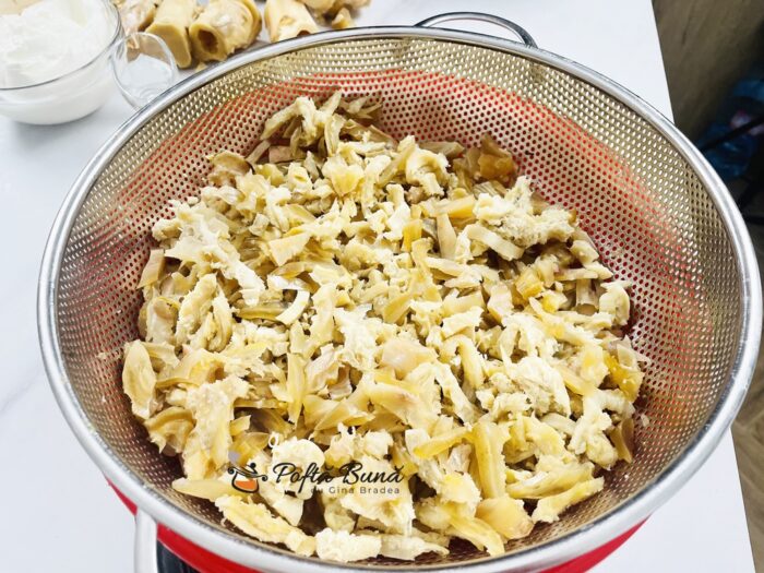 Ciorba de burta prefiarta reteta traditionala cu toate secretele Ciorba de burta prefiarta cu smantana reteta traditionala romaneasca gina bradea 4 700x525 - Ciorba de burta prefiarta reteta traditionala cu toate secretele