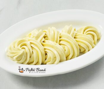 Crema de vanilie cu unt Crema de vanilie cu unt