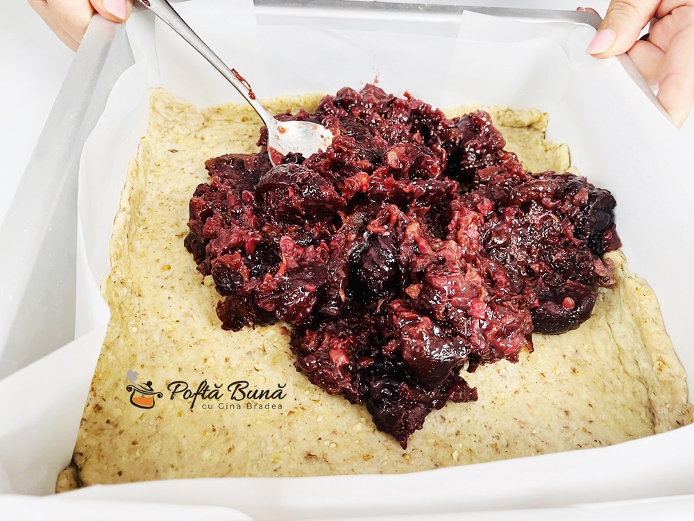 Prajitura cu aluat fraged, gem si nuca Prajitura cu aluat fraged gem si nuca reteta de post gina bradea 6 - Prajitura cu aluat fraged, gem si nuca