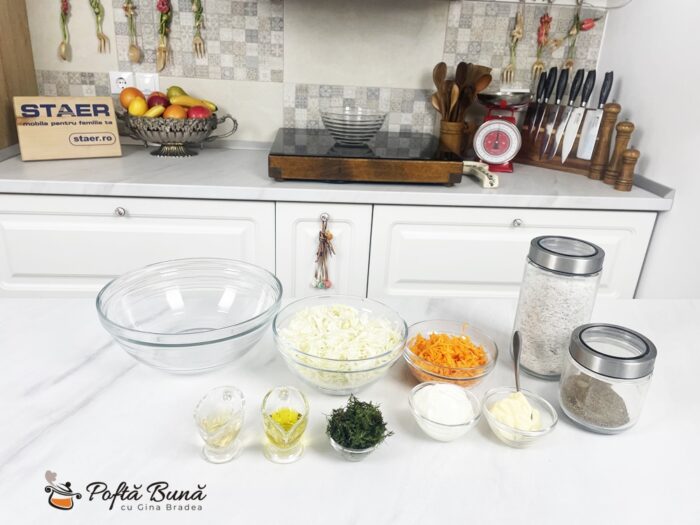 Salata coleslaw Salata coleslaw de varza cu iaurt maioneza morcov vinegreta reteta originala gina bradea 1 700x525 - Salata coleslaw