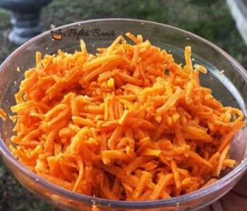 Salata de morcovi coreeana Salata de morcovi coreeana