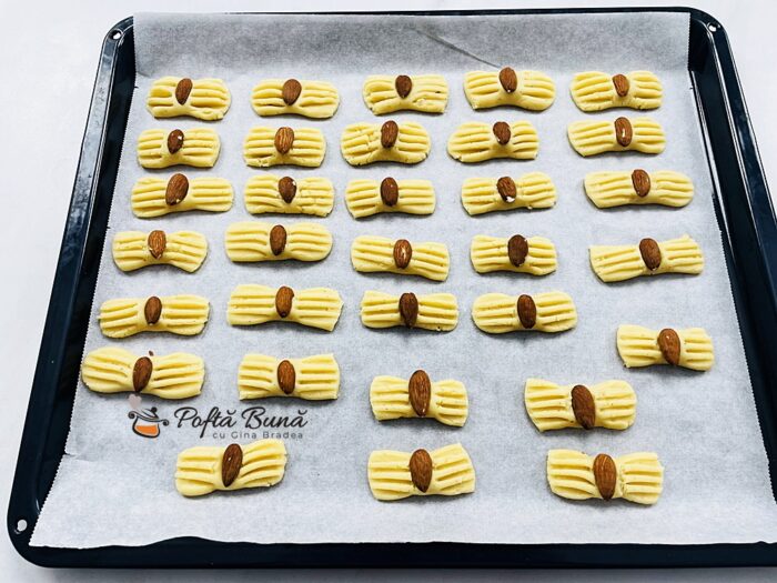 Fursecuri fundite modelate cu furculita