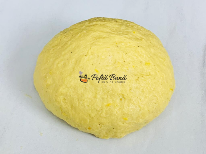 Gogosi pufoase reteta cu iaurt sau lapte Gogosi pufoase 2 700x525 - Gogosi pufoase reteta cu iaurt sau lapte