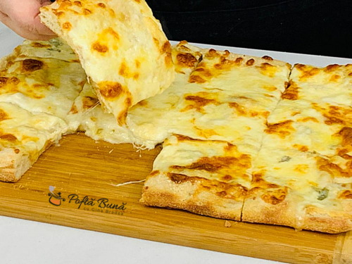 Pizza quattro formaggi - reteta de pizza cu 4 feluri de branza