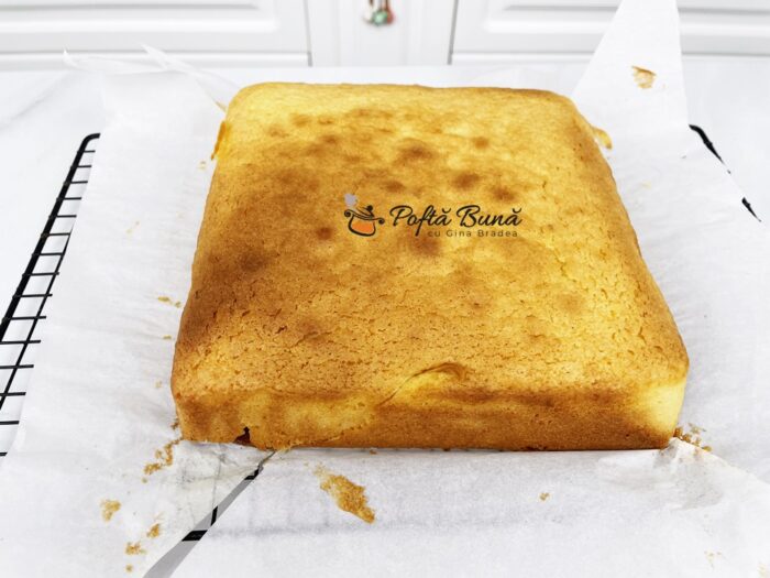 Prajitura cu iaurt - prajitura 7 pahare, reteta fara cantar Prajitura cu iaurt - prajitura 7 pahare, reteta fara cantar