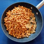 naut cu ciuperci si porumb reteta gina bradea 5 150x150 - Naut cu ciuperci si porumb