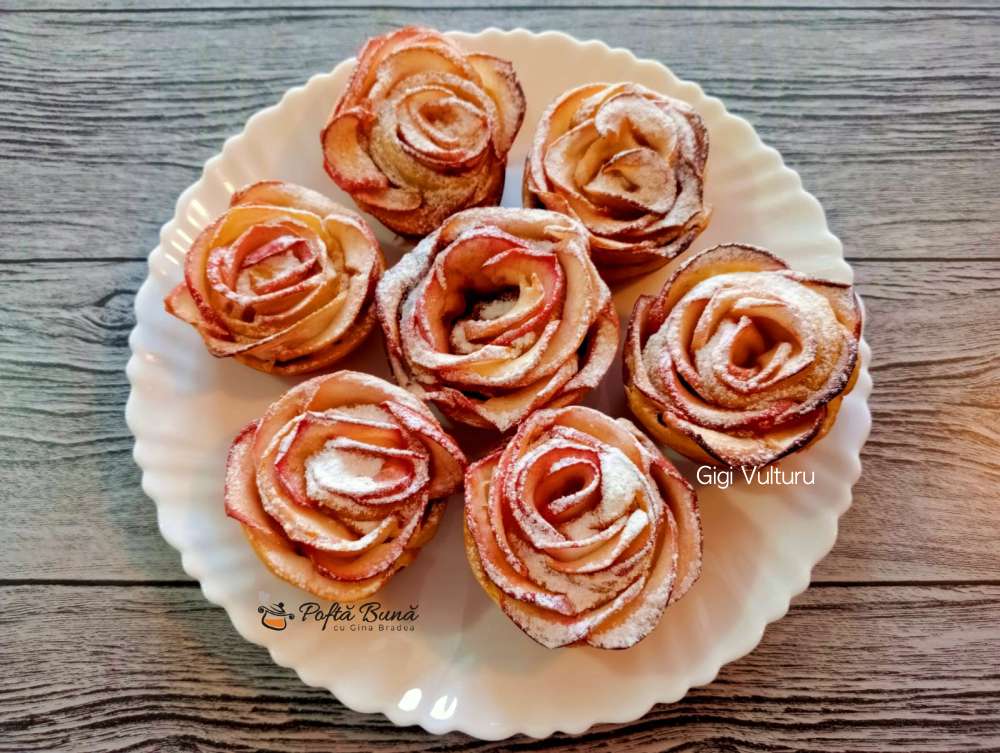 Trandafiri din foietaj si mere trandafiri foietaj mere reteta gina bradea 3 - Trandafiri din foietaj si mere