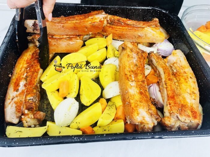 Coaste de porc la cuptor cu legume