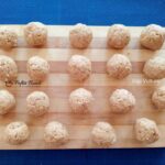 Bilute din biscuiti si banane bilute biscuiti banane reteta gina bradea 3 150x150 - Bilute din biscuiti si banane