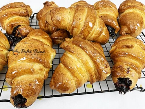 Cornuri pufoase cu gem sau ciocolata