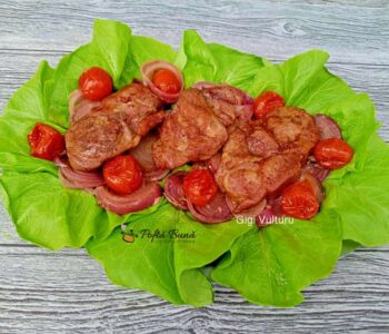 Index retete culinare ceafa de porc pe pat de ceapa reteta gina bradea 3 350x300 - Index retete culinare