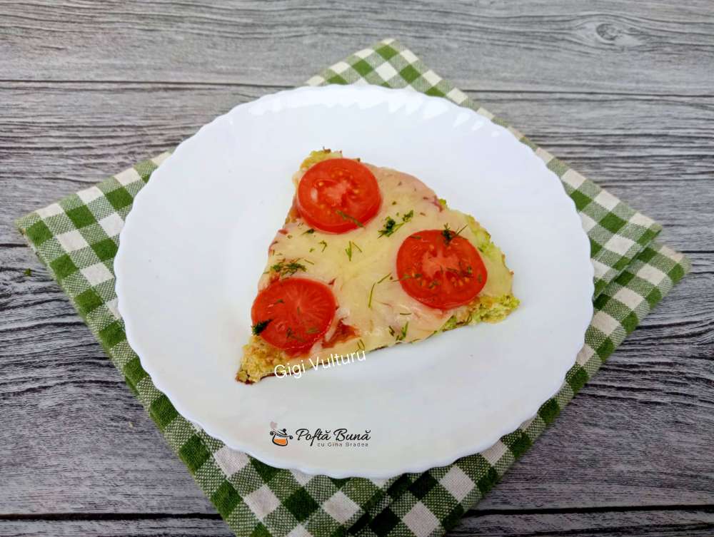 Pizza pe blat de broccoli Pizza pe blat de broccoli